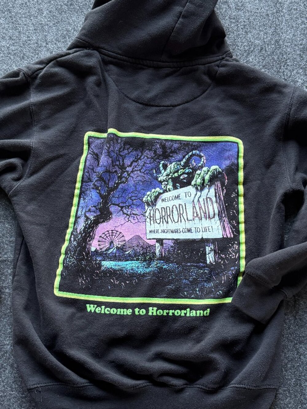 Goosebumps Horrorland Hoodie Adult Small Black 90s Y2K Graphic Sweatshirt